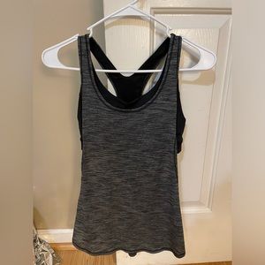 NWOT Lululemon Women’s Size 4 Top